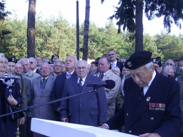 Były Prezes Światowego Związku Kombatantów 1 DPanc gen. Maczka Witold Deimel ... #Militaria #Imprezy