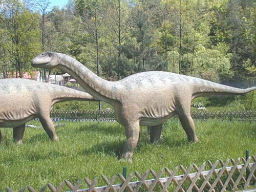 Rekonstrukcje dinozaurów w skali 1:1