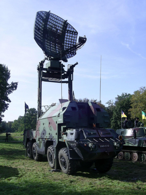 Wystawiony sprzęt radiolokacyjny.. #Militaria #Plenerowe #Imprezy