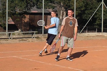 Rozpoczęła działalność szkółka tenisa ziemnego. Zajęcia dla młodzieży prowadzone są przez p. Tomasza Biedrzyckiego #Sobieszyn #Brzozowa #TenisZiemny #Kort #Sport #PawełCybulski #ZbigniewMoryc