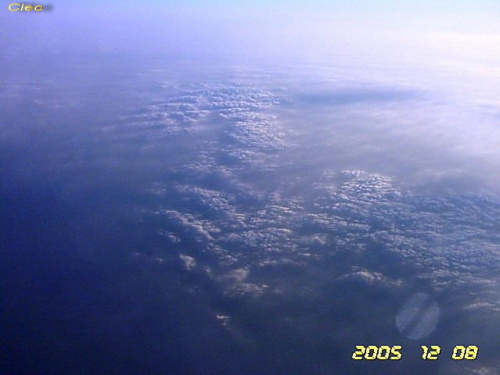Zawieszona w chmurach 2005