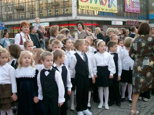 Występ podczas uroczystości ślubowani uczniów klas I Zespołu Szkół Muzycznych w Radomiu