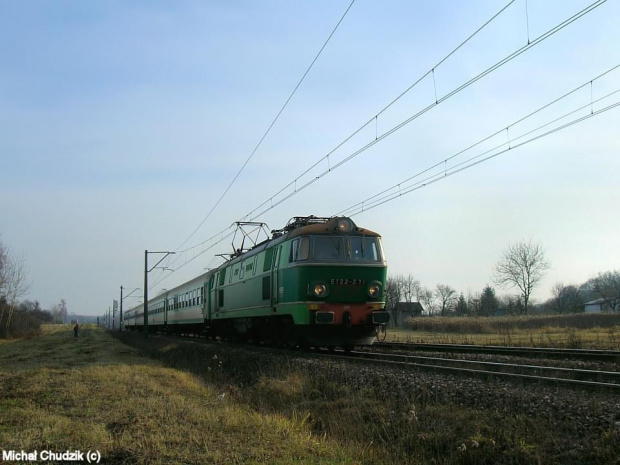 (26.11.06) ET22-271 z poc. pos. ''Wieniawski'' Rel. Lublin-Poznań Wyjeżdza z Lublina