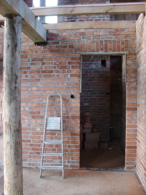 17 października 2006. Wnętrze. Wejście do "małej łazienki". #budowa