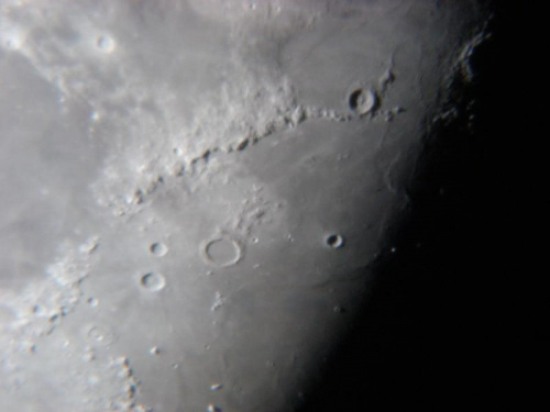kratery na Księżycu #księżyc #niebo #wakacje #teleskop #noc #gwiazdy