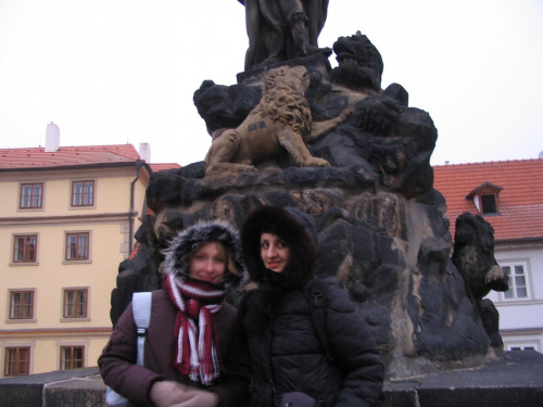 Trzy lwy, a właściwie cztery, bo jeden się tam z boku przyczaił :D #Praga #Czechy