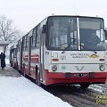 Radom - pętla Os. Prędocinek. Szczytowy Ikarus 280.26 czeka na odjazd na pętlę Firlej Cmentarz.