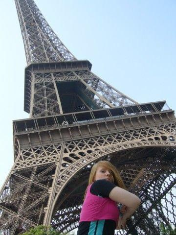 Pod Tour De Eiffel. :P