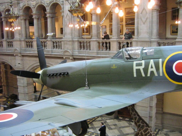 Kelvingrove #Kelvingrove #Glasgow #Museum #Spitfire