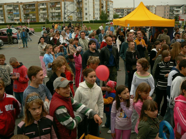 Festym na parkingu Intermarche - koncert zespołów West Ice, Propaganda i Etna