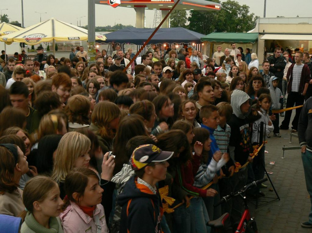 Festym na parkingu Intermarche - koncert zespołów West Ice, Propaganda i Etna