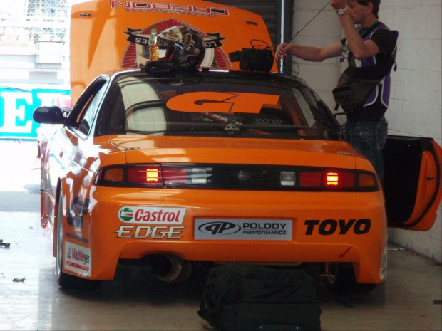 wszytskie japońskie fury i EDC eliminacjia driftingu gdzie Maciek Polody wygrał silverstone 2007
i filmiki http://youtube.com/profile_videos?user=grbrandys #SilverstoneEdcTunning