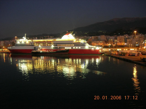 Grecki odwrot #statek #morze #zachod #Grecja