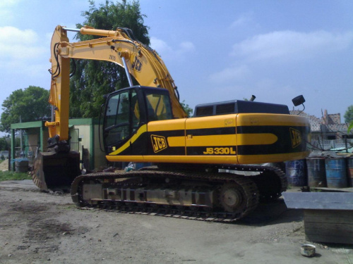 JCB JS 330