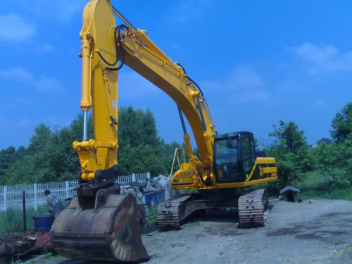 JCB JS 330