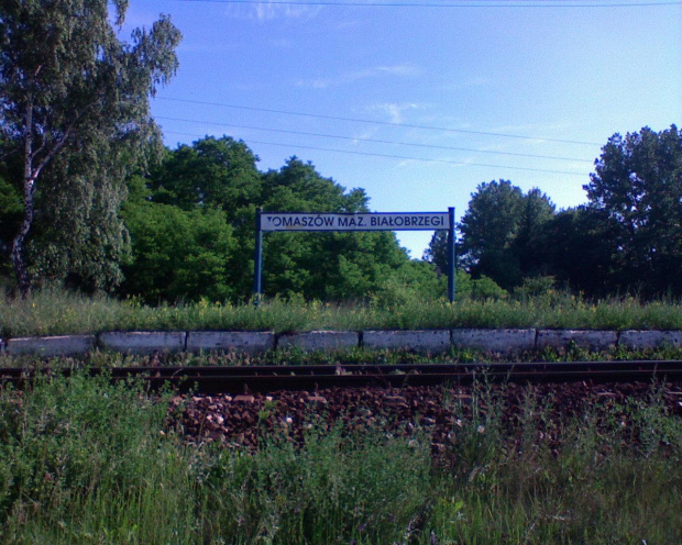 Linia z Tomaszowa do Radomia, peron przystanku Białobrzegi #Białobrzegi #tomaszów #pkp