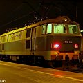 (05.01.07) Łudzki Rekin ET22-953 oczekuje na Odjazd luzem z Lublina.