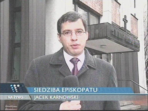 Specjalne wydanie "Wiadomości" TVP 7 stycznia 2007 roku - abp Stanisław Wielgus rezygnuje z urzędu metropolity warszawskiego, ingres zatrzymany. Prowadzi Marcin Leśkiewicz. www.TVPmaniak.pl