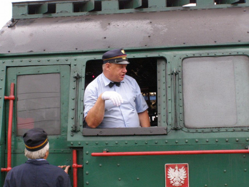Pan Jan, maszynista instruktor. 150 lat stacji Tarnowskie Góry #pkp #parowozy #maszynista #stacja #kolej