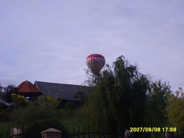 Balony na nad moim niebem ;) #balon #balony #niebo #Nałęczów